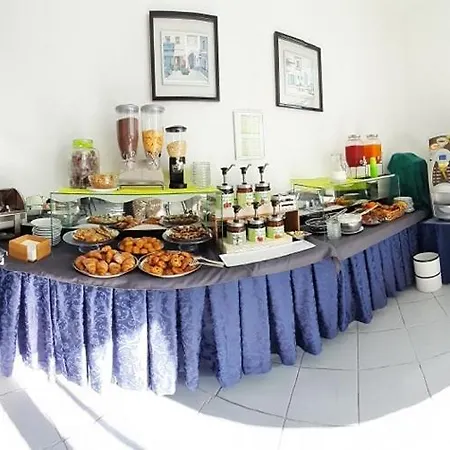 Penny Otel Rimini